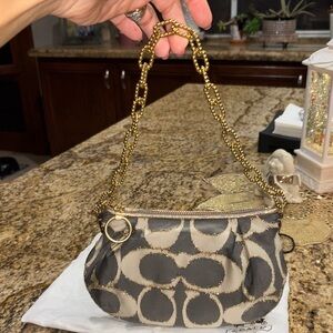 COACH POPPY CLIPPED LUREX SIGNATURE POUCH/ EVENING SHOULDER BAG #15896
